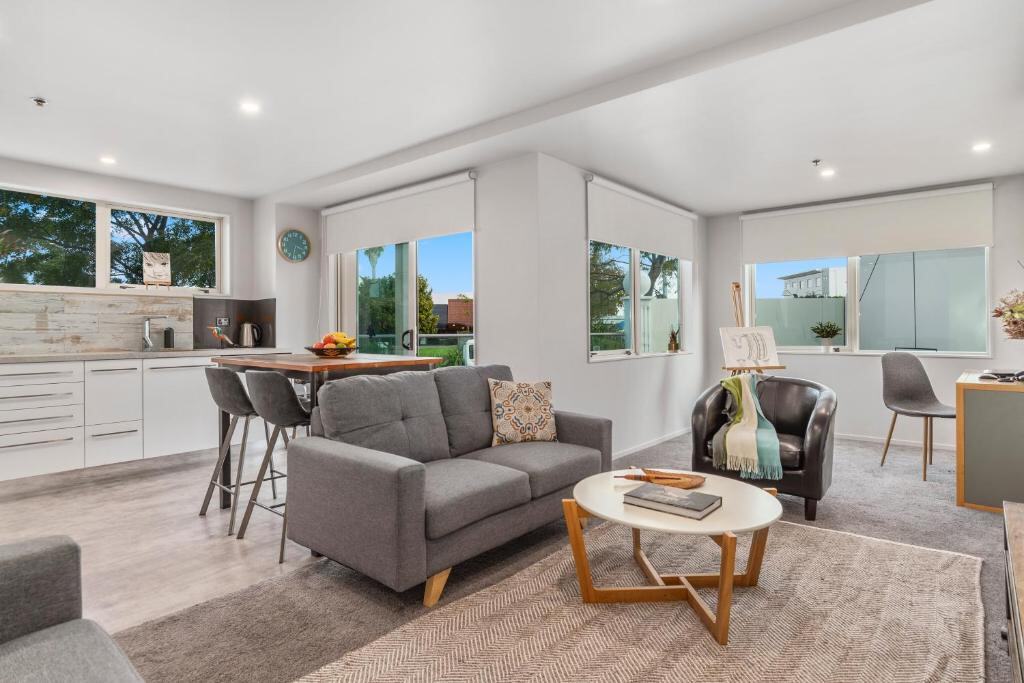 Living and dining area with city outlook